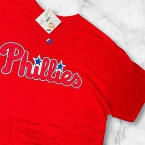 Majestic Philadelphia Phillies #17 Rhys Hoskins Men's Red T-shirt Sz 2XL - NWT
